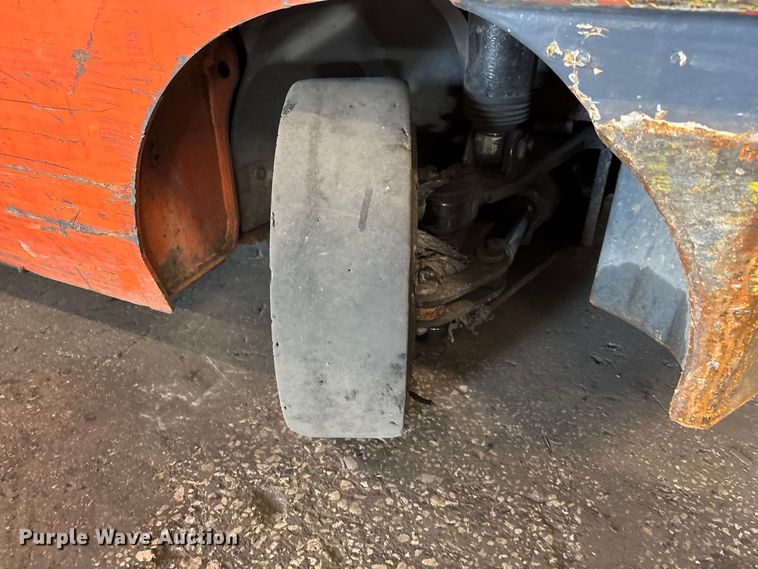 image for item FB5526 Toyota 8FGCU25 forklift