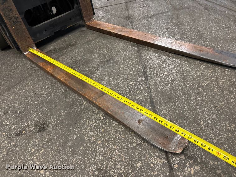 image for item FB5527 Toyota 8FGCU25 forklift