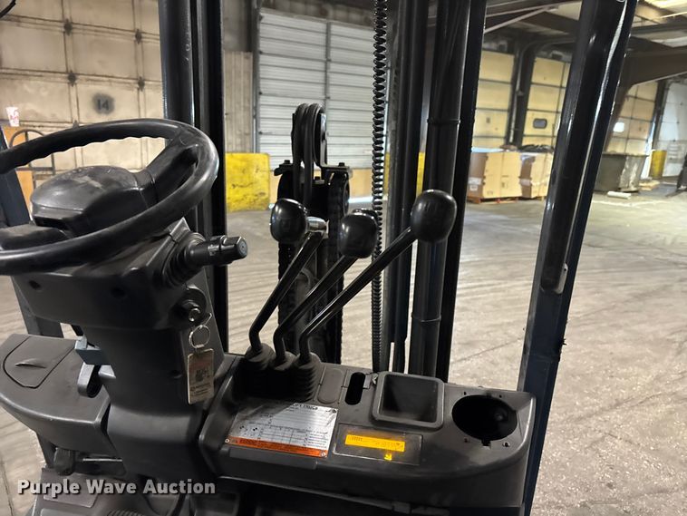 image for item FB5527 Toyota 8FGCU25 forklift