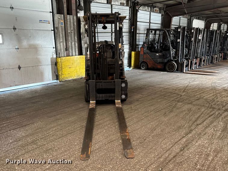 image for item FB5528 Toyota F7GCU25 forklift