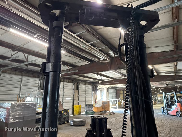 image for item FB5528 Toyota F7GCU25 forklift