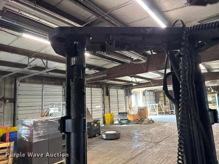 image for item FB5528 Toyota F7GCU25 forklift