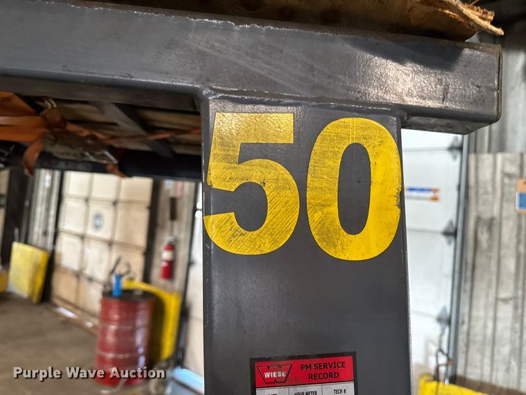 image for item FB5528 Toyota F7GCU25 forklift