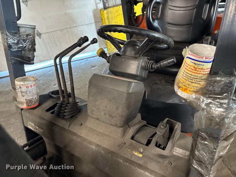 image for item FB5528 Toyota F7GCU25 forklift