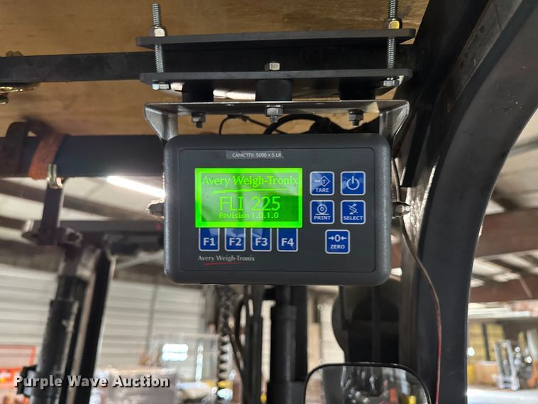 image for item FB5528 Toyota F7GCU25 forklift