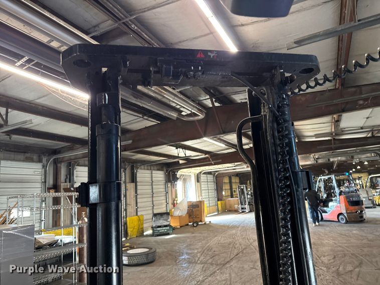 image for item FB5529 Toyota 7FGCU25 forklift