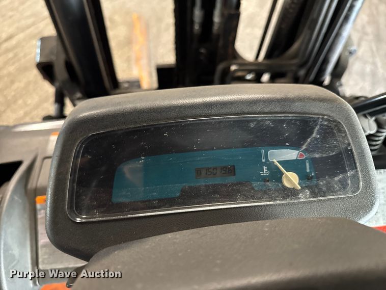 image for item FB5529 Toyota 7FGCU25 forklift