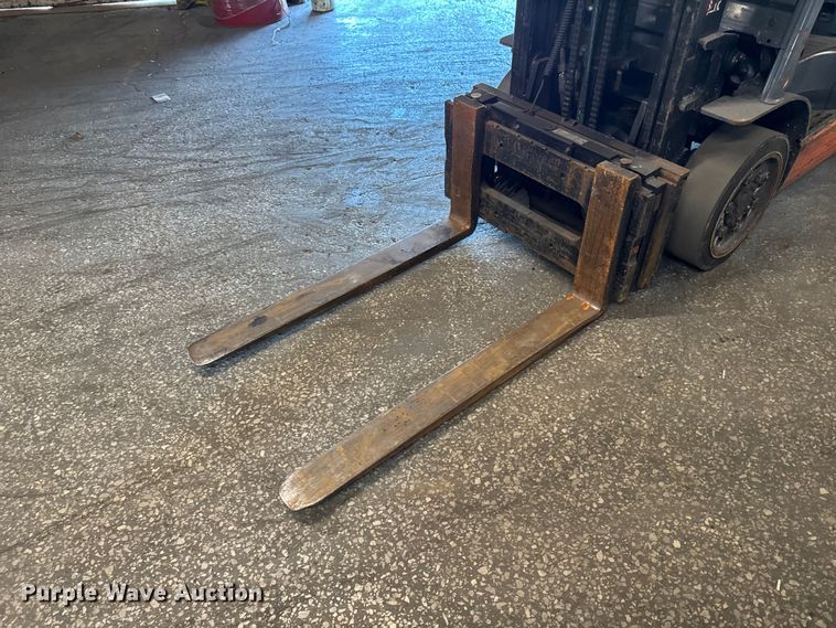 image for item FB5530 Toyota 8FGCU25 forklift