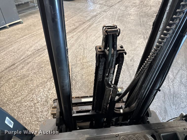 image for item FB5530 Toyota 8FGCU25 forklift