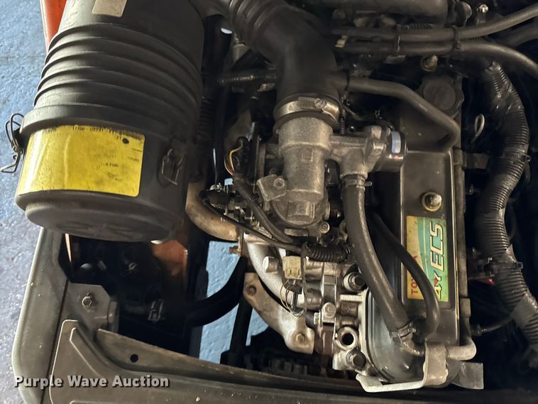 image for item FB5530 Toyota 8FGCU25 forklift