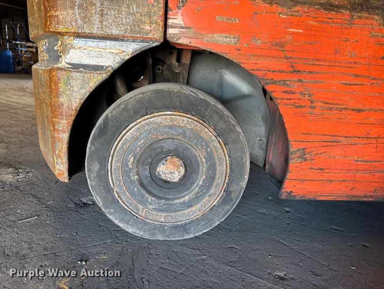 image for item FB5530 Toyota 8FGCU25 forklift