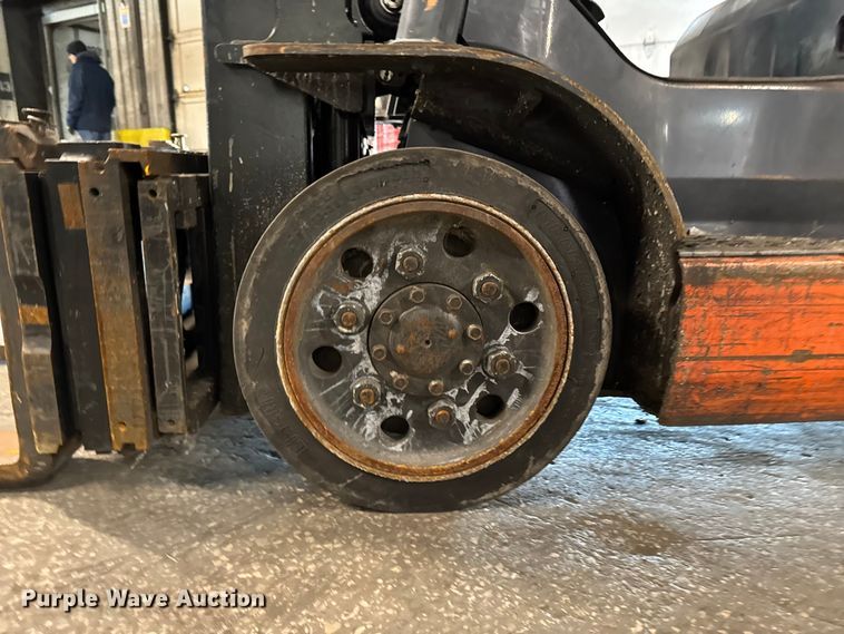 image for item FB5530 Toyota 8FGCU25 forklift