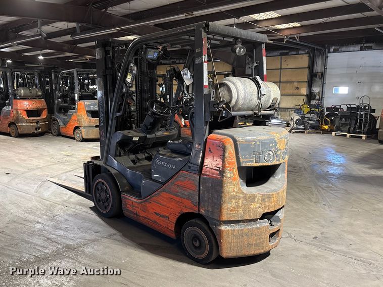 image for item FB5531 Toyota 8FGCU25 forklift
