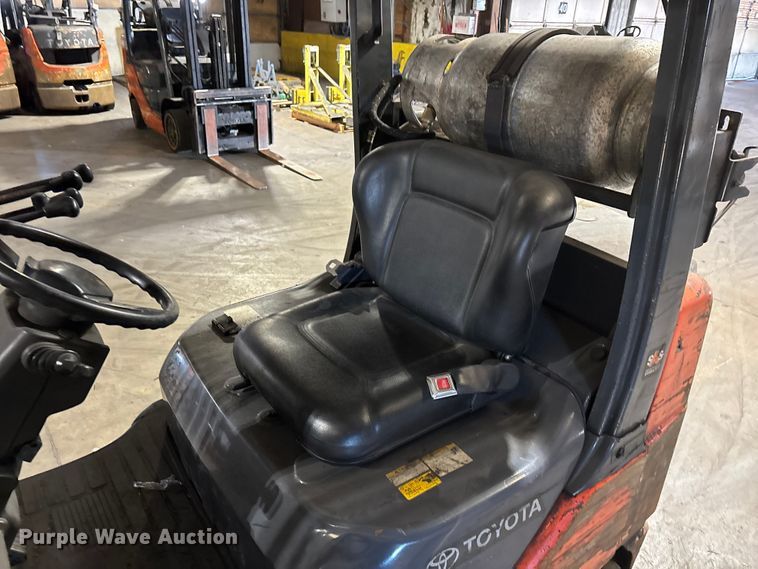 image for item FB5531 Toyota 8FGCU25 forklift