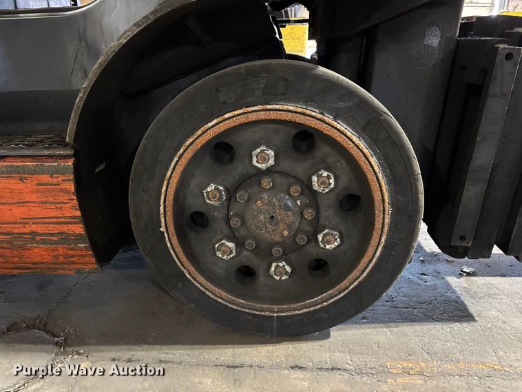 image for item FB5531 Toyota 8FGCU25 forklift