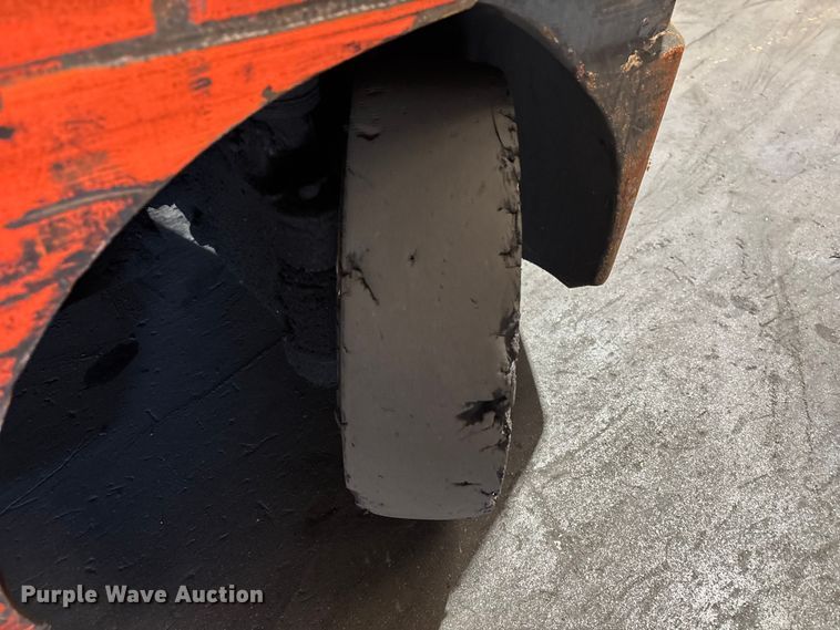 image for item FB5531 Toyota 8FGCU25 forklift