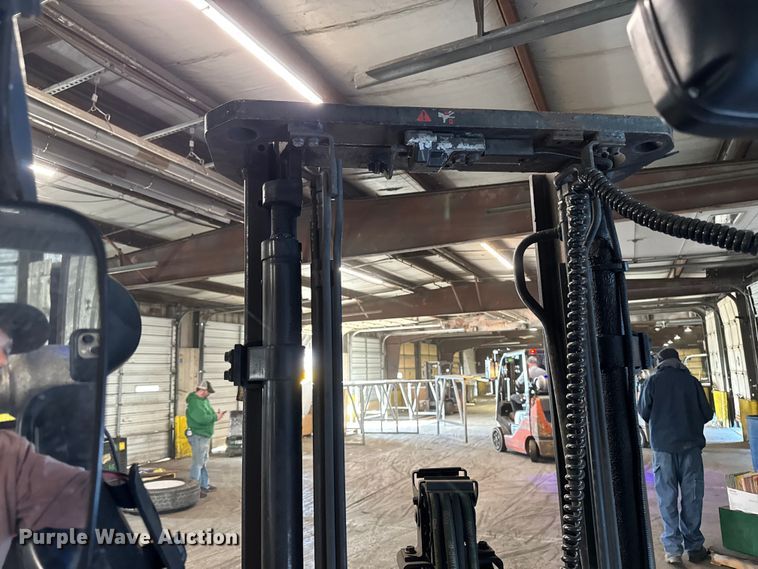 image for item FB5532 Toyota 8FGCU25 forklift