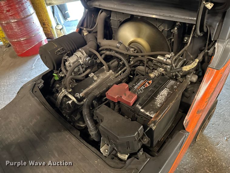 image for item FB5533 Toyota 8FGCU25 forklift