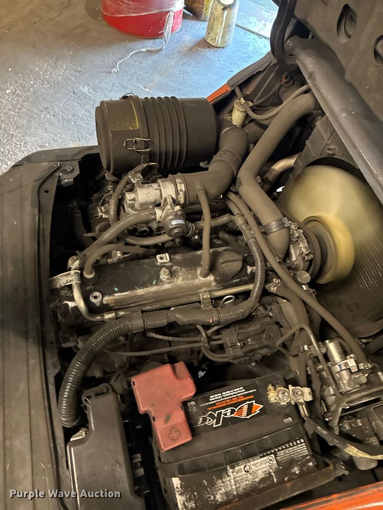 image for item FB5533 Toyota 8FGCU25 forklift