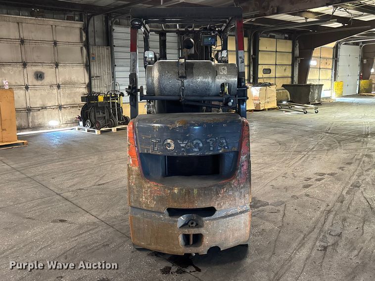 image for item FB5534 Toyota 8FGCU25 forklift