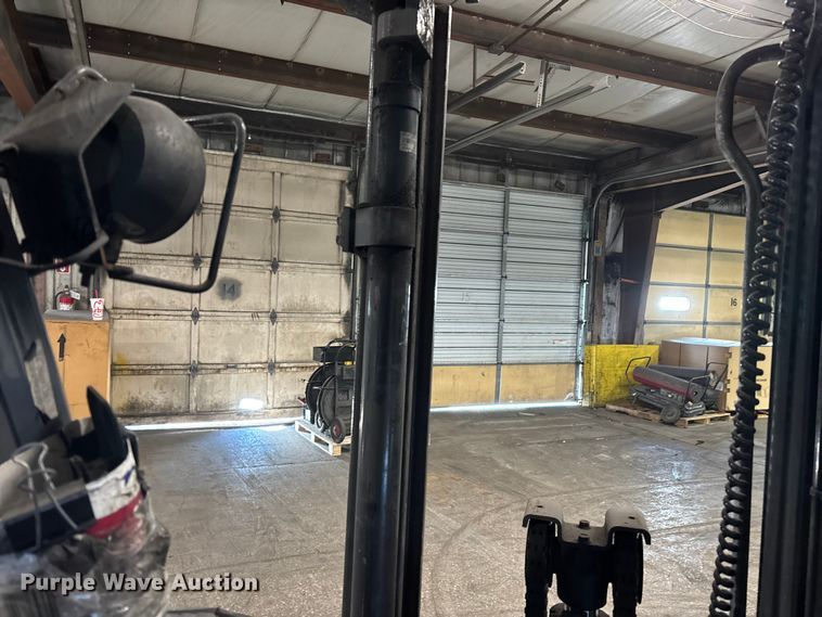 image for item FB5534 Toyota 8FGCU25 forklift