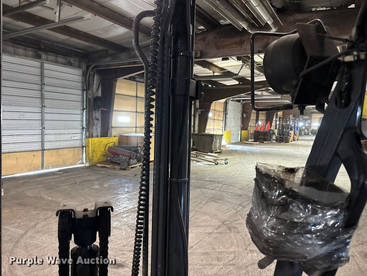 image for item FB5534 Toyota 8FGCU25 forklift