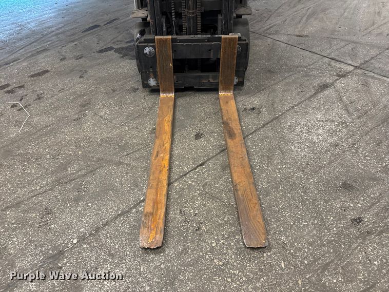 image for item FB5534 Toyota 8FGCU25 forklift