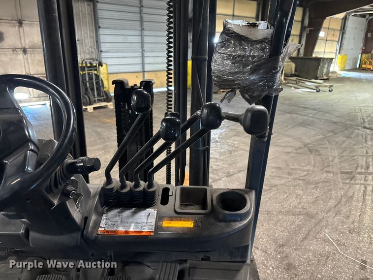 image for item FB5534 Toyota 8FGCU25 forklift