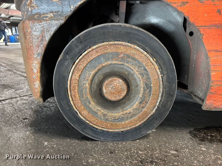 image for item FB5534 Toyota 8FGCU25 forklift