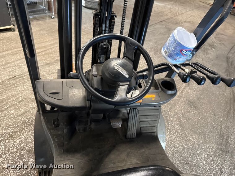 image for item FB5535 Toyota 8FGCU25 forklift