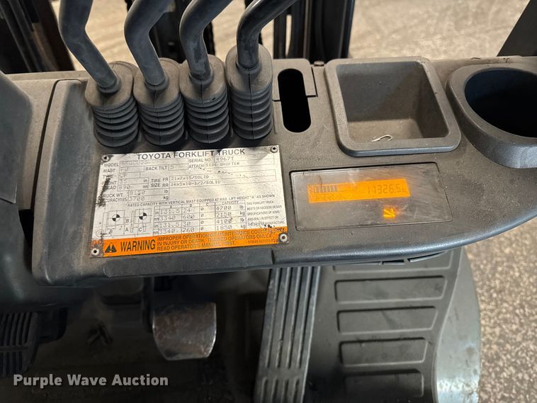 image for item FB5535 Toyota 8FGCU25 forklift