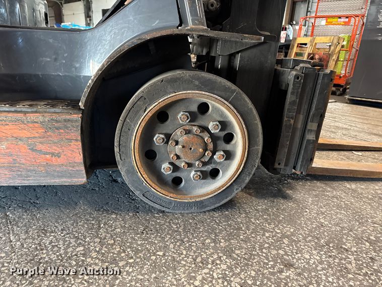 image for item FB5535 Toyota 8FGCU25 forklift