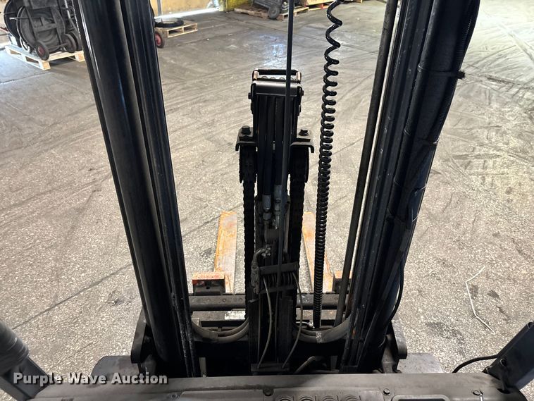 image for item FB5536 Toyota 8FGCU25 forklift