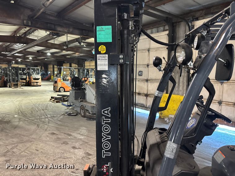 image for item FB5536 Toyota 8FGCU25 forklift