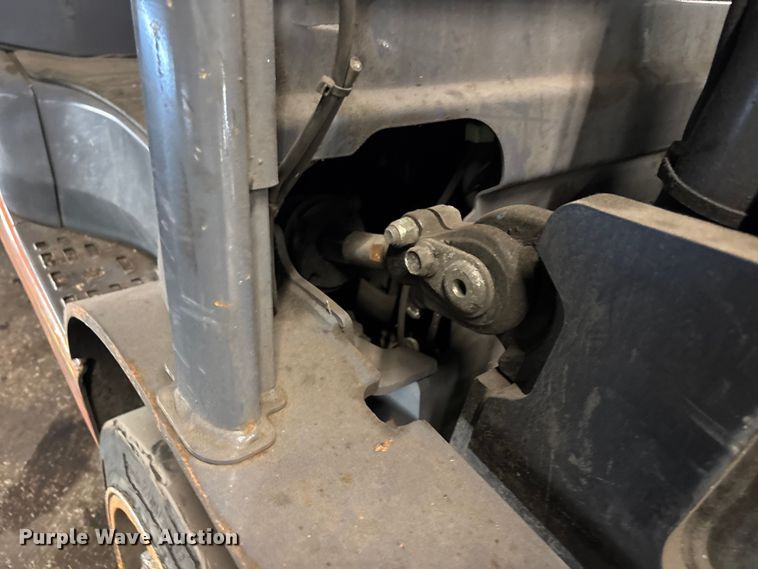 image for item FB5536 Toyota 8FGCU25 forklift