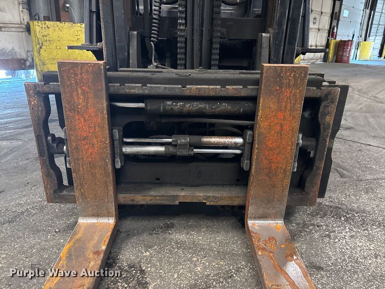 image for item FB5536 Toyota 8FGCU25 forklift