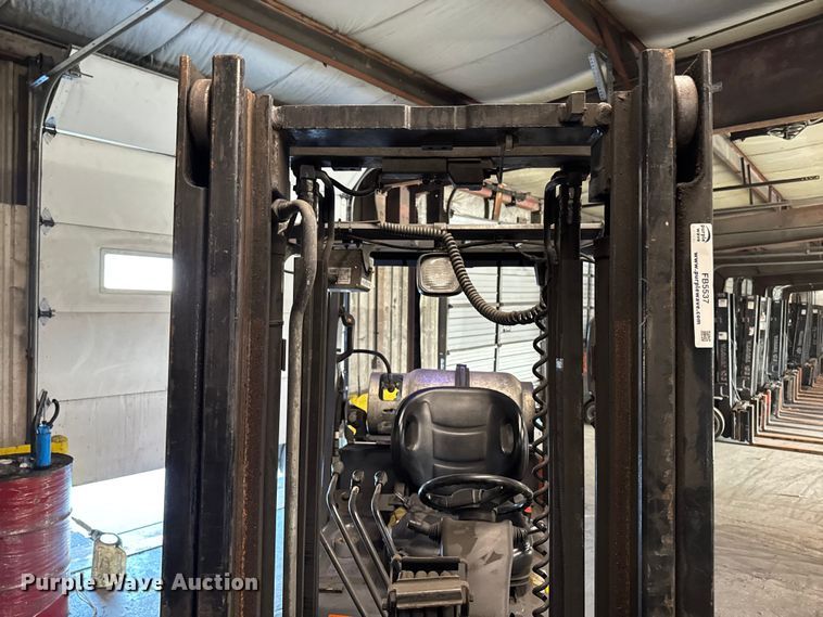 image for item FB5537 Toyota 8FGCU25 forklift