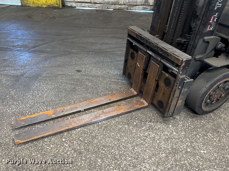 image for item FB5537 Toyota 8FGCU25 forklift