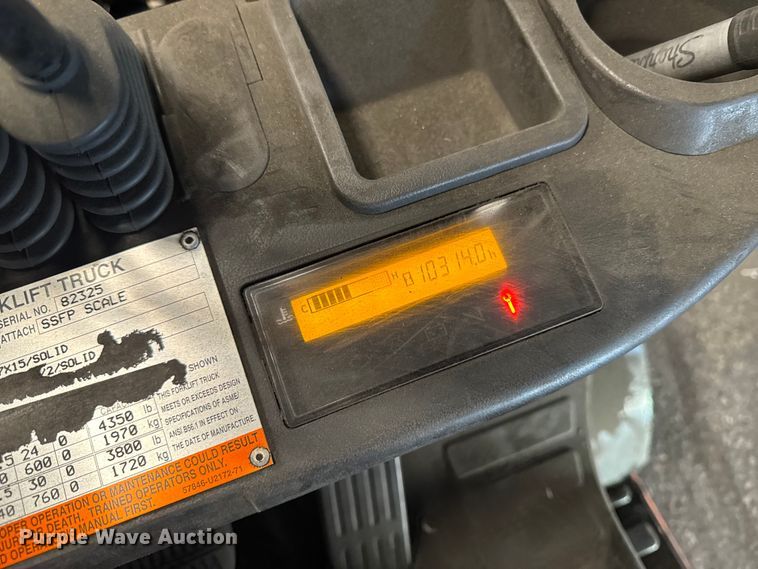 image for item FB5537 Toyota 8FGCU25 forklift