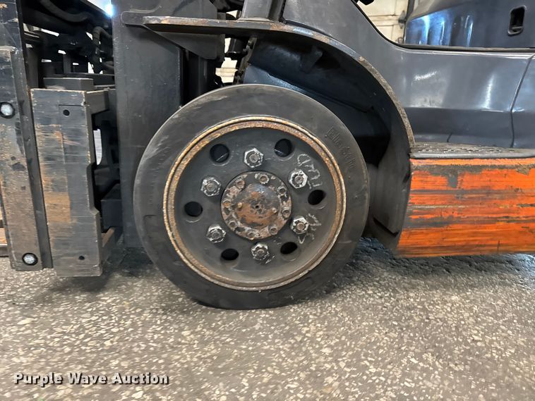 image for item FB5537 Toyota 8FGCU25 forklift