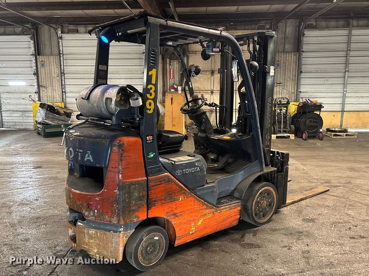 image for item FB5538 Toyota 8FGCU25 forklift