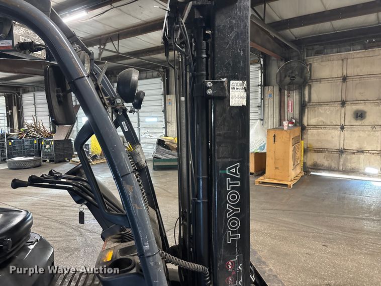 image for item FB5538 Toyota 8FGCU25 forklift