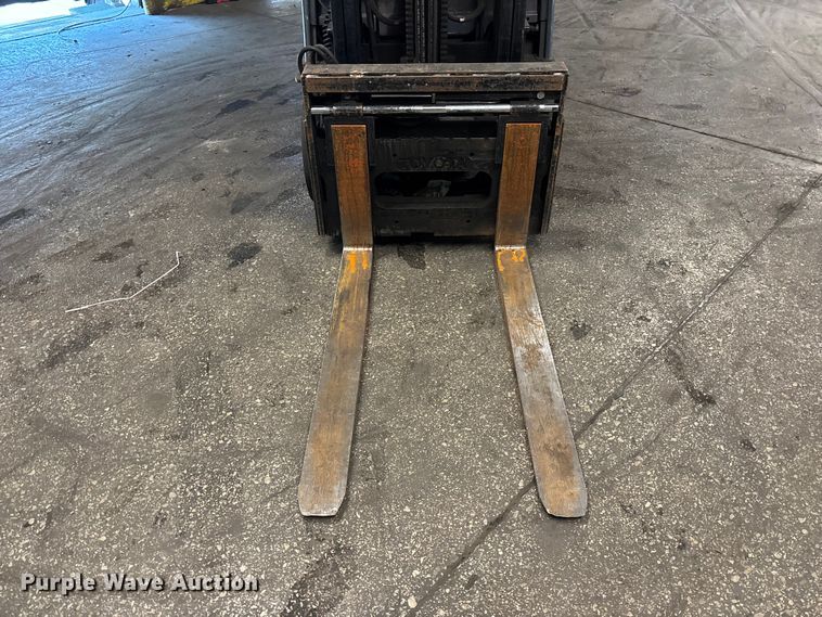 image for item FB5538 Toyota 8FGCU25 forklift