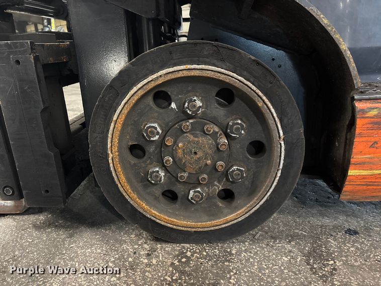 image for item FB5538 Toyota 8FGCU25 forklift