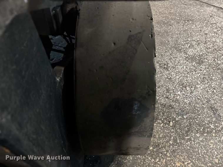 image for item FB5538 Toyota 8FGCU25 forklift