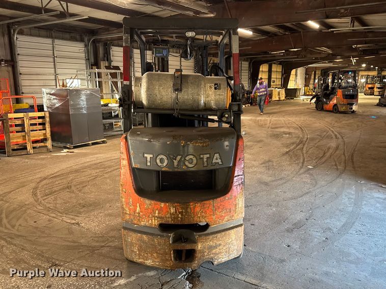 image for item FB5539 Toyota 8FGCU25 forklift