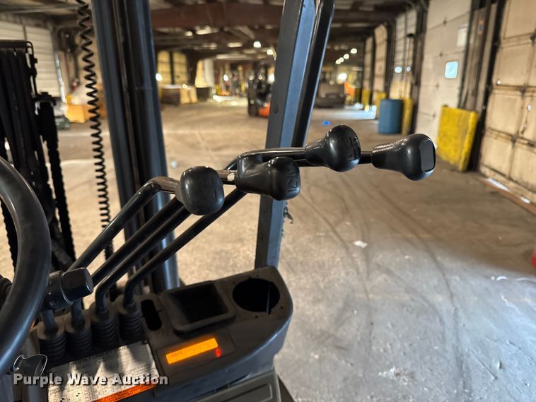 image for item FB5539 Toyota 8FGCU25 forklift