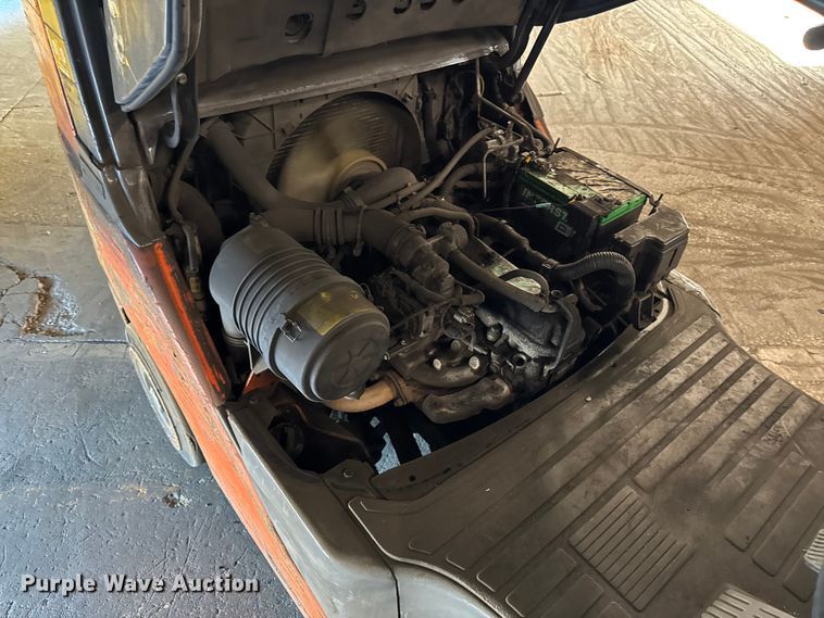 image for item FB5539 Toyota 8FGCU25 forklift