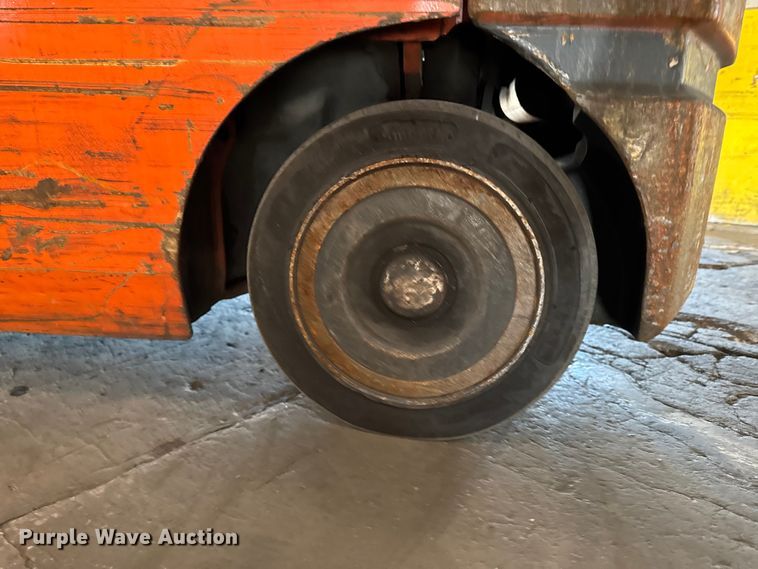 image for item FB5539 Toyota 8FGCU25 forklift