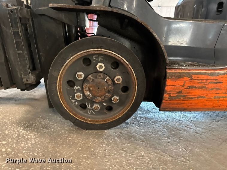 image for item FB5539 Toyota 8FGCU25 forklift